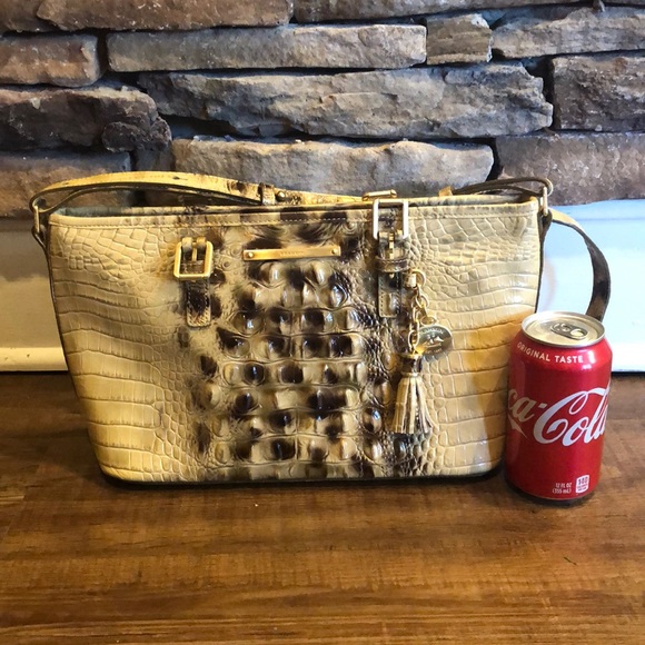 Brahmin crossbody - Picture 3 of 4